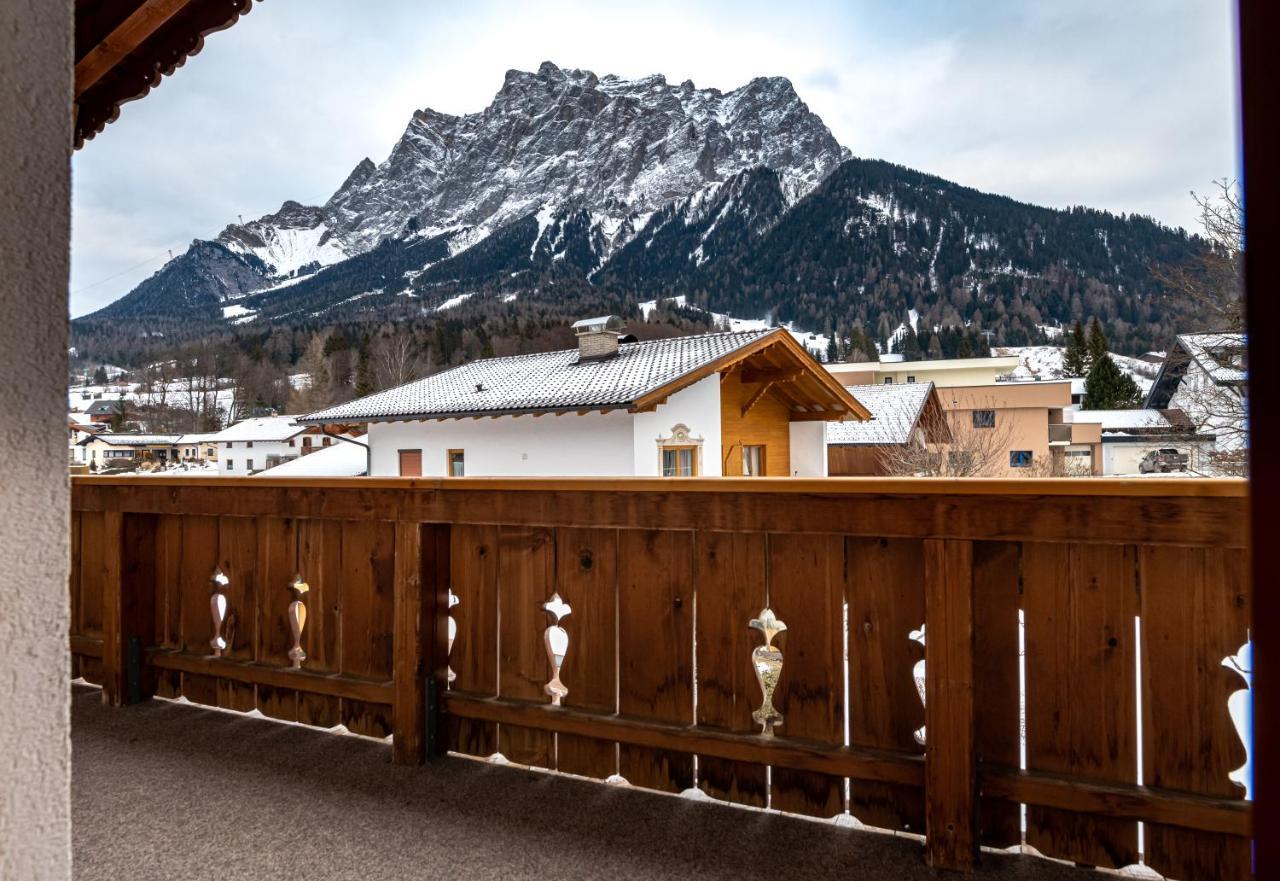 Haus Alpenblick Lejlighedshotel Ehrwald Eksteriør billede